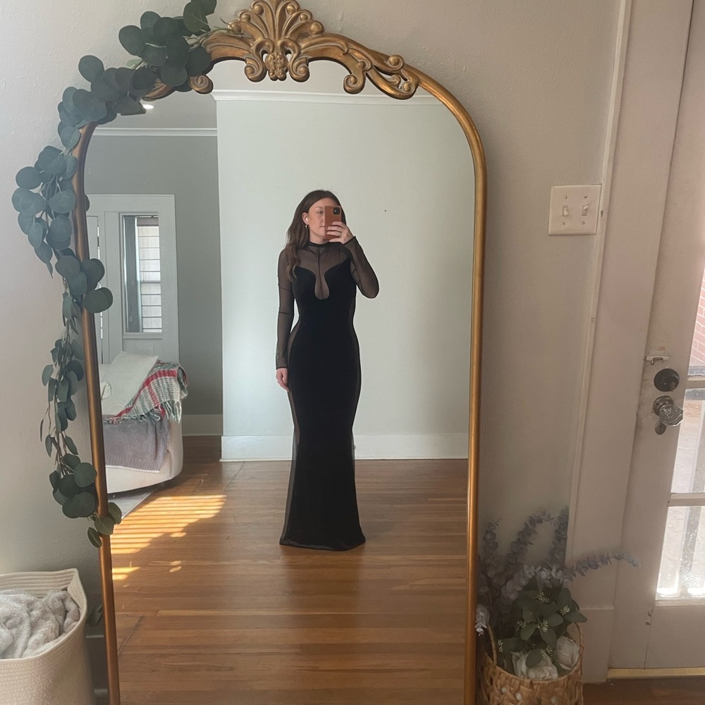 Miss Circle, NWT, Black Mesh/Velvet Gown, Color: Black, Size: M